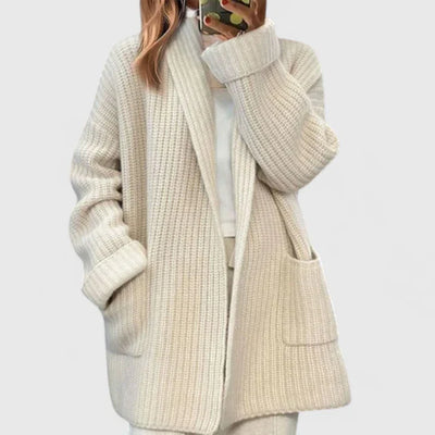 Victoria | Comfortable Cardigan