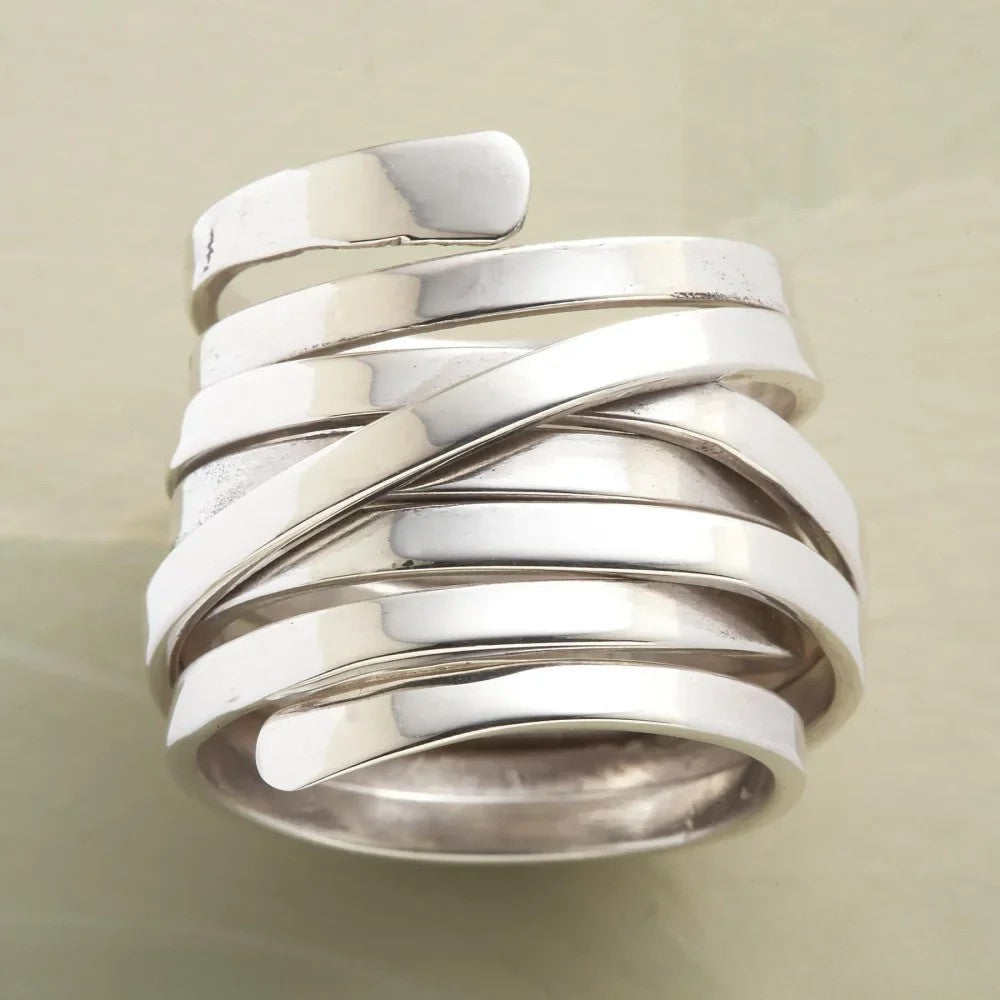 Victoria Antique Thick Layer Silver Ring |