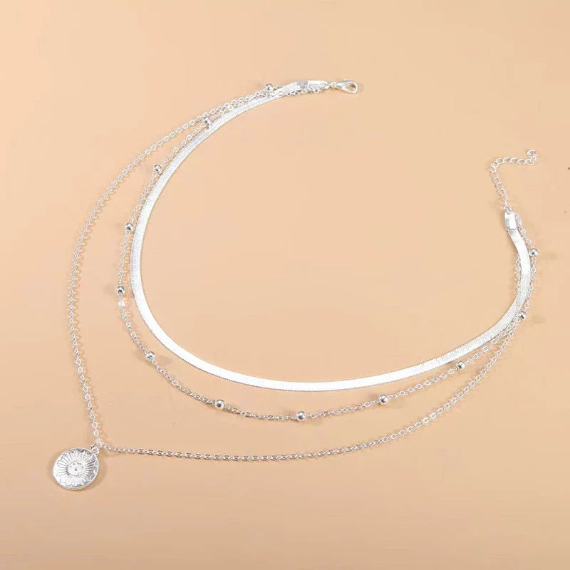 Victoria | Triple Necklace