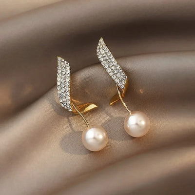 Victoria | Pearl Earrings