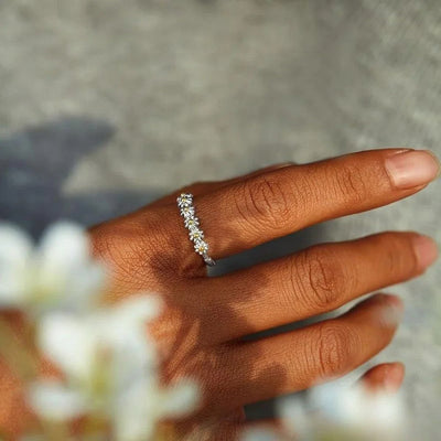 Victoria | Adjustable Silver Ring with Hand-Painted Enamel Daisy
