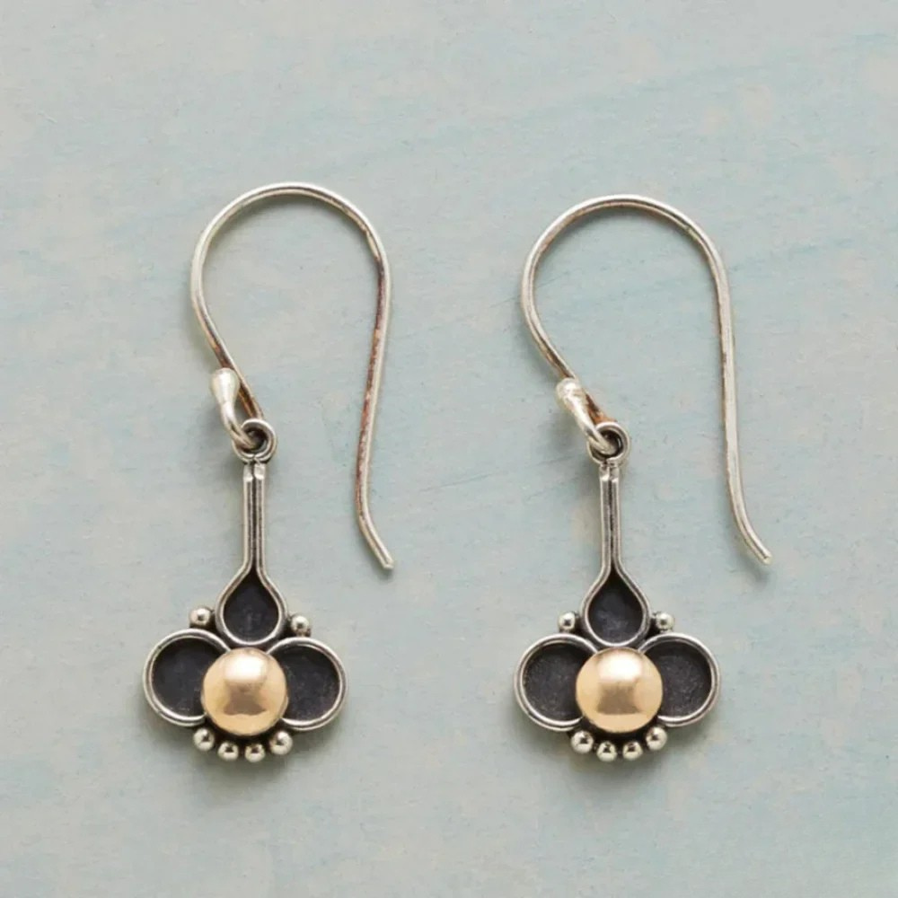 Victoria | Bohemian Clover Pearl Earrings