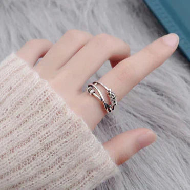 Victoria | Stylish Spinner for Stress Relief