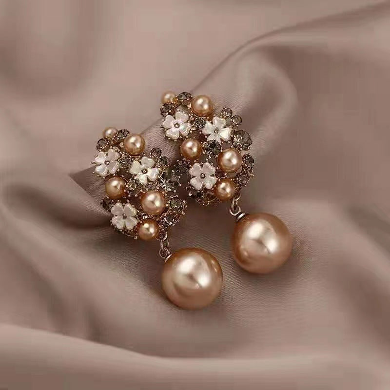 Victoria | Elegant Earrings with Floral Beads