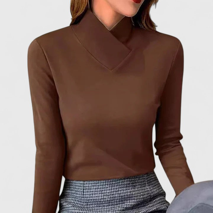 Victoria | Elegant Turtleneck