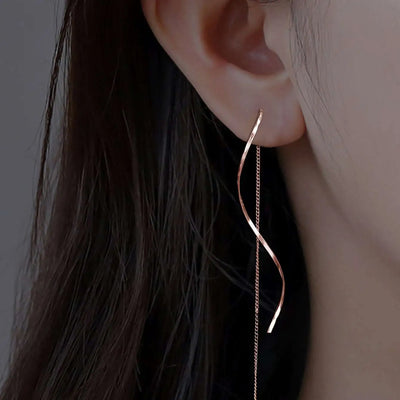 Victoria | Long Earrings with Wavy Design