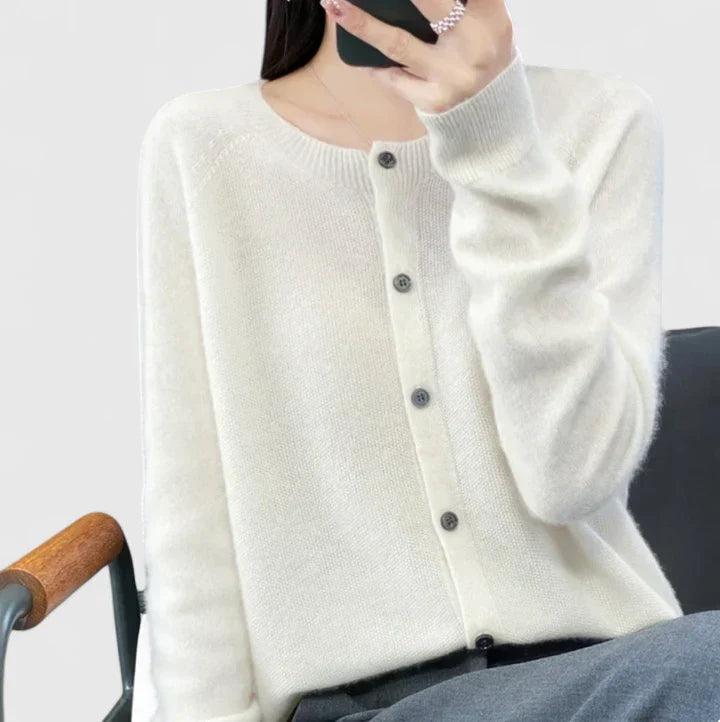 Victoria | Comfortable Cardigan