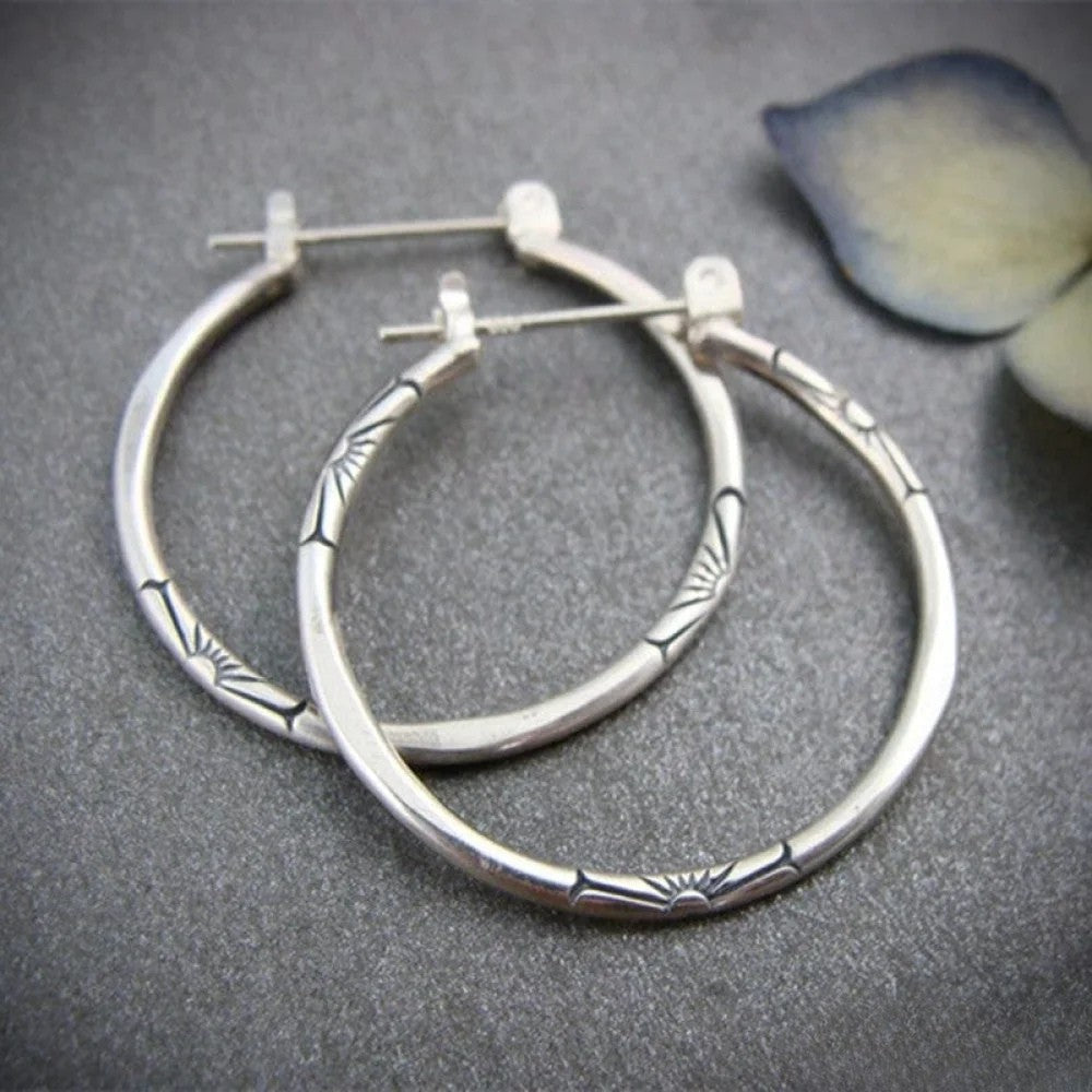 Victoria | Retro Silver Hoop Earrings
