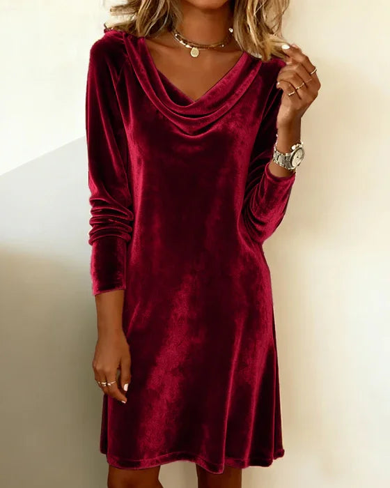 Olivia | Luxurious, Flowing Velvet Dress
